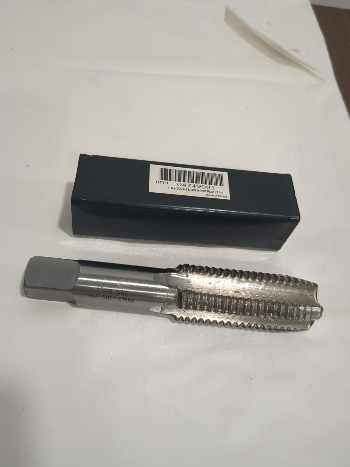 StraightFlute Tap 1-8UNC 4 Fl Plug Chamfer HSS Bright/Uncoated Finish JY4749081