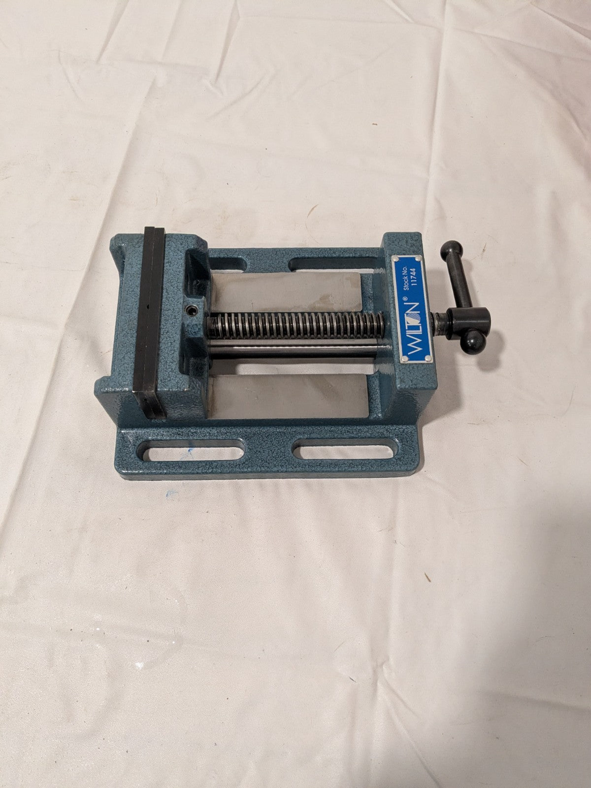 Wilton Horizontal Drill Press Vise: 4" Jaw Width, 4" Jaw Opening 11744