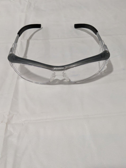 (15) 3M Nuvo Gray Safety Glasses W/Clear Anti-Fog/Anti-Scratch Lens 7000127497