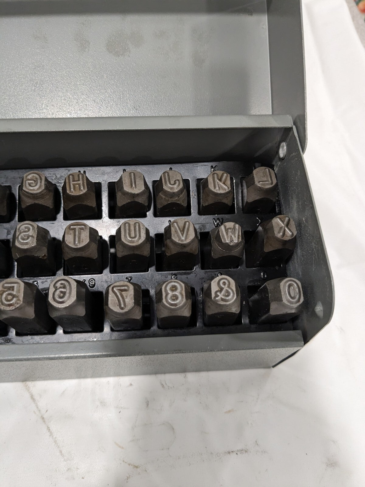 C.H. HANSON Low Stress Round Face-Full Stamp Set: 1/4" Character, 36 pc 26188