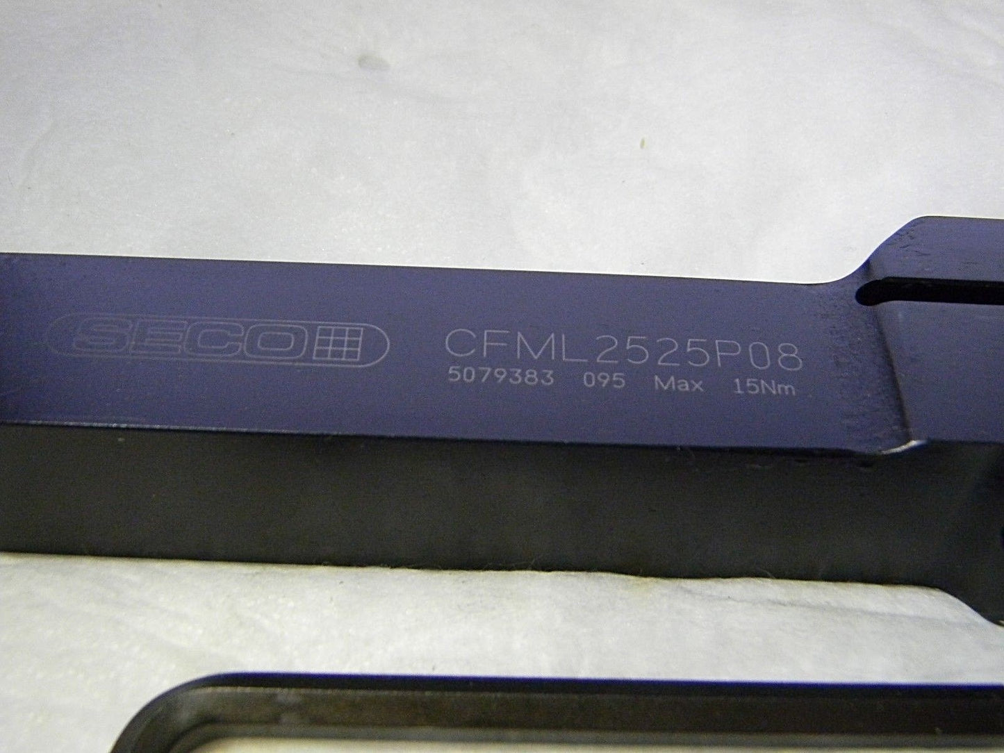 Seco 40mm External Left Hand Indexable Grooving Toolholder CFML2525P08 23574