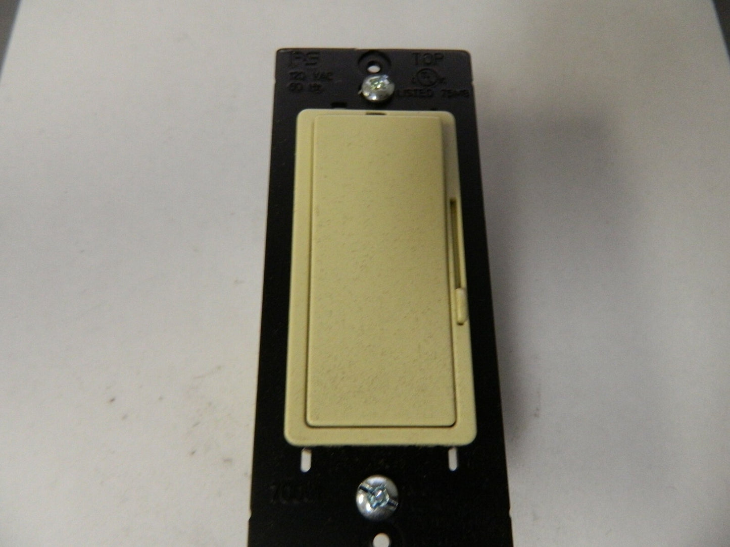 P&amp;S Ivory SP/3-WAY 700W TOGGLE SWITCH QTY 3 TD703-PI