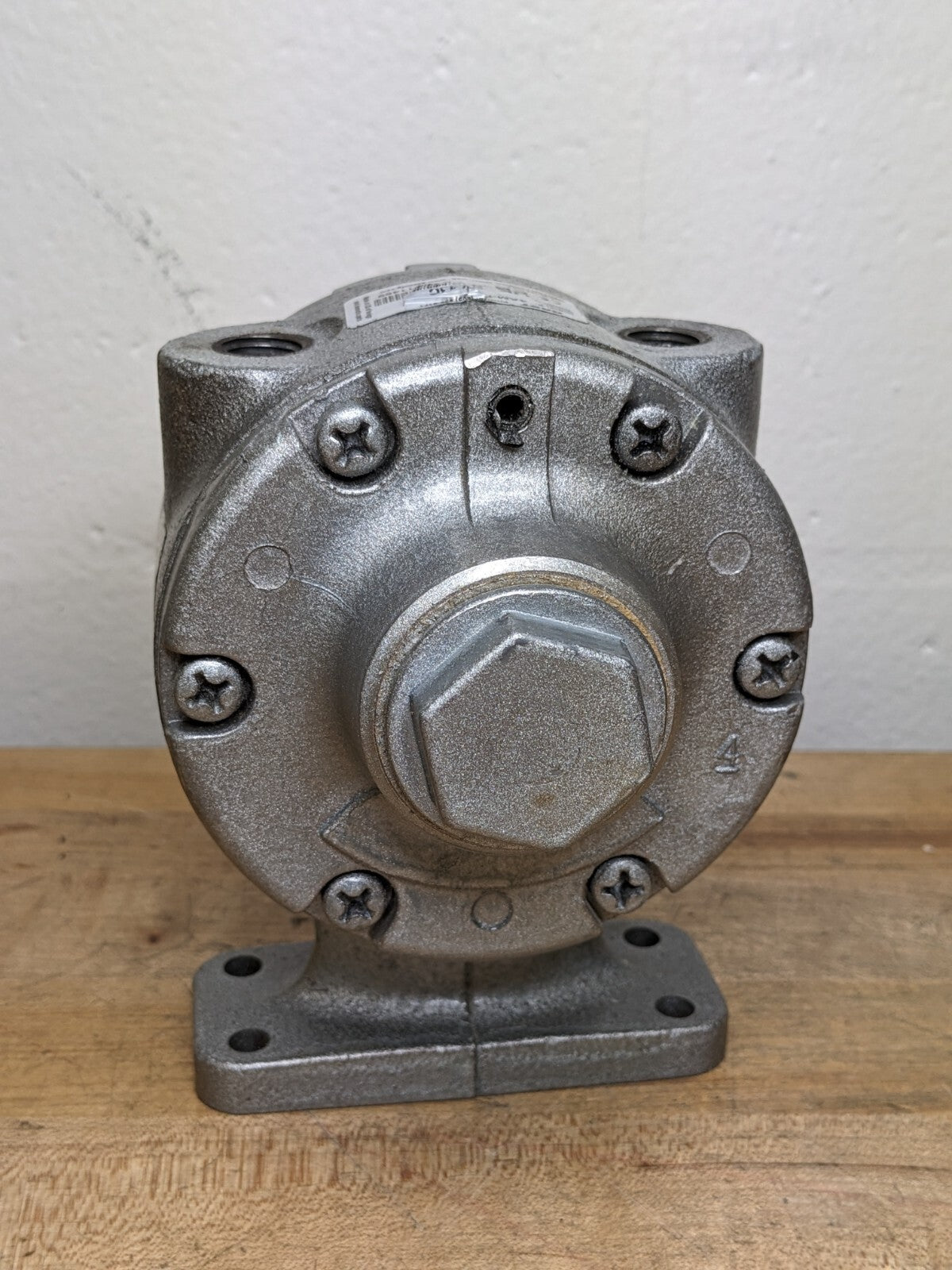 Gast 4AM-FRV-13C Reversible Air Motor 78 CFM 3000 RPM Max 1-1/2 HP Defective