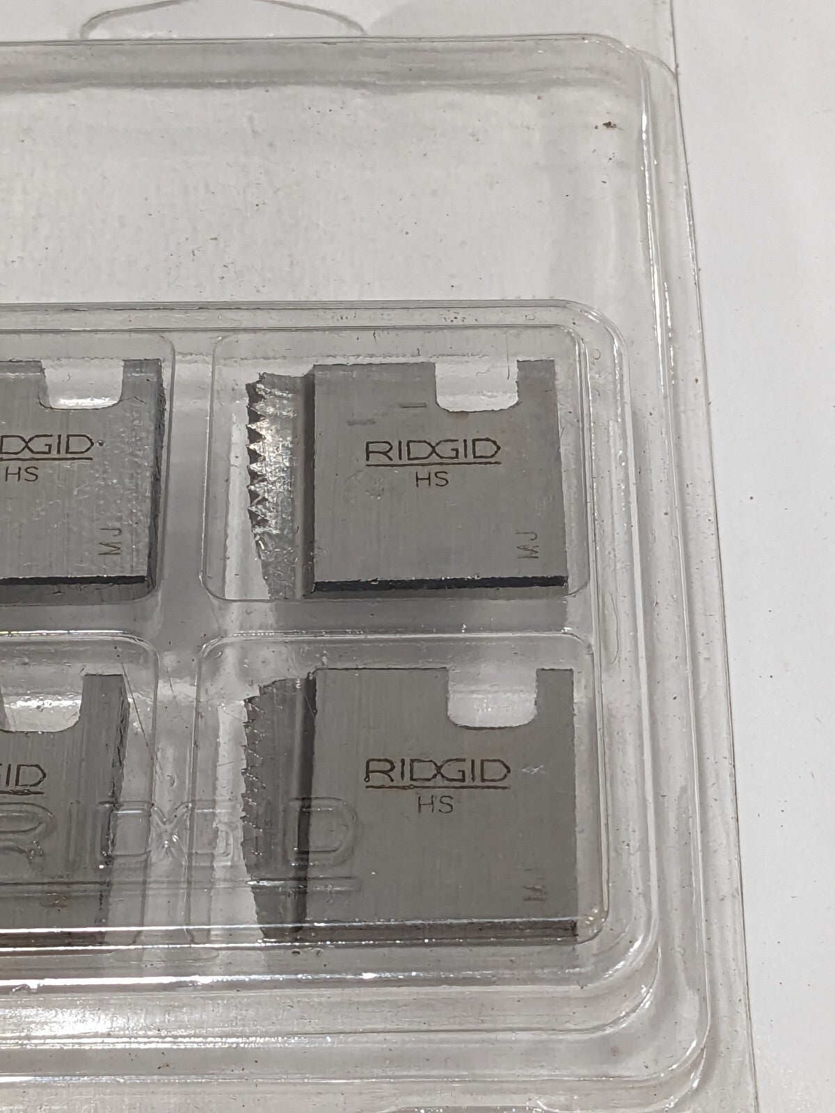 RIDGID 1/4-18 NPT, Right Hand, High Speed Steel, Pipe Threader Die Qty 4 37860