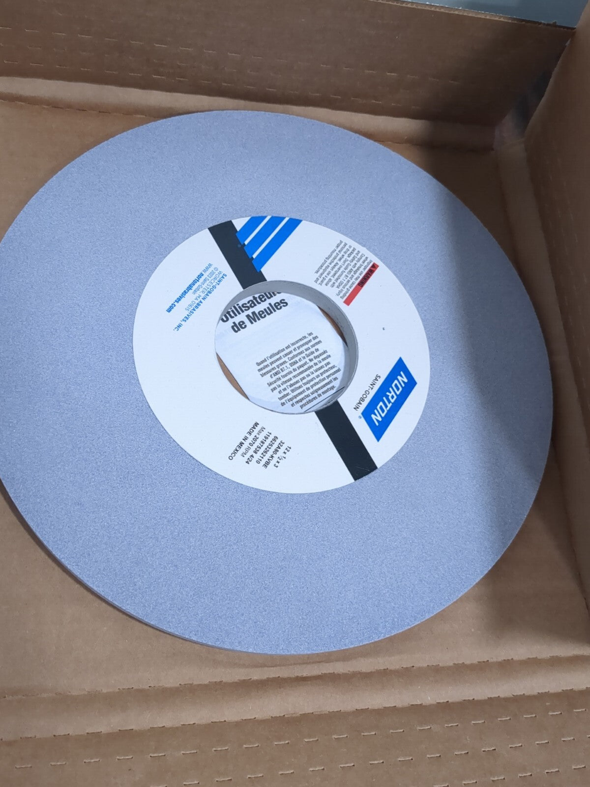 NORTON Surface Grinding Wheel 12"Dia 1/2"Thick 3"Arbor 80 Grit 66