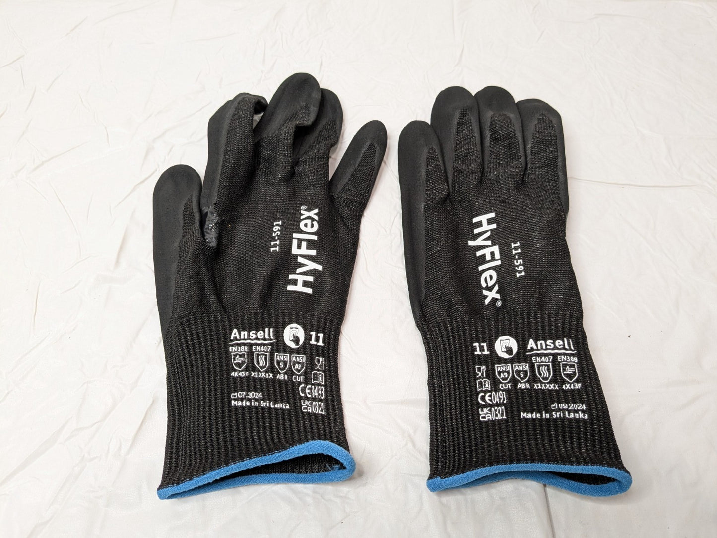 Ansell Hyflex Cut Resistant Gloves Black Size 11 ANSI 5/9 QTY 12 PAIRS 11-591/11