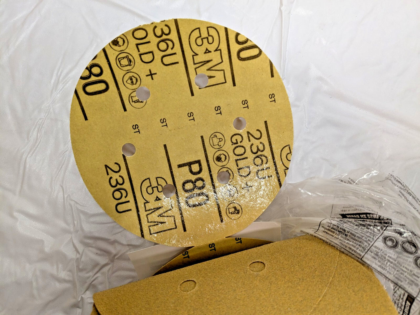 1 ROLL OF 3M Stikit Gold Abrasive Dust Free Disc Roll 6"Dia P80 01643 7100152674