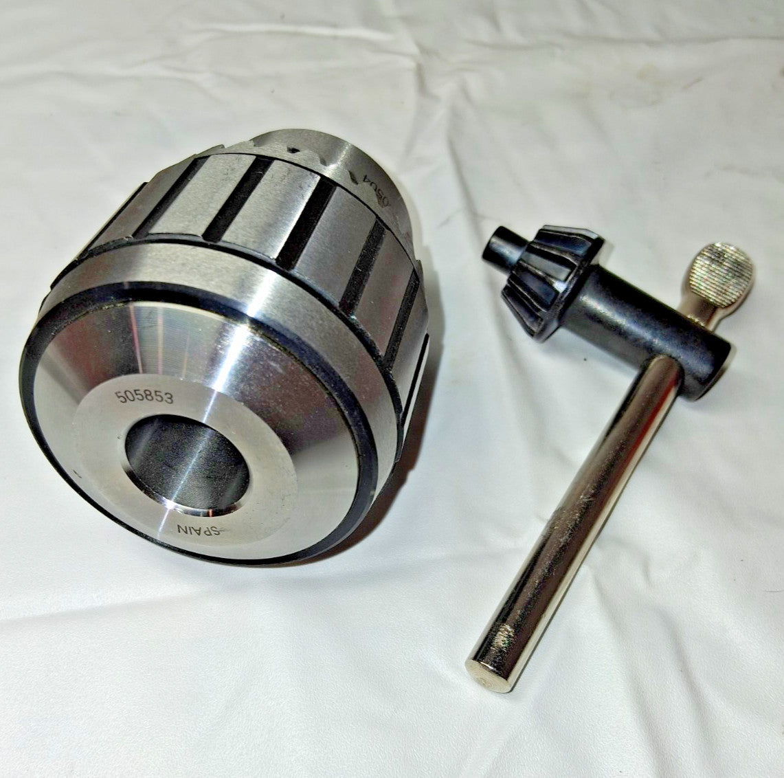Accupro Drill Chuck 1/16 to 5/8" Capacity Tapered Mount JT3 #4 Keyed 08600504