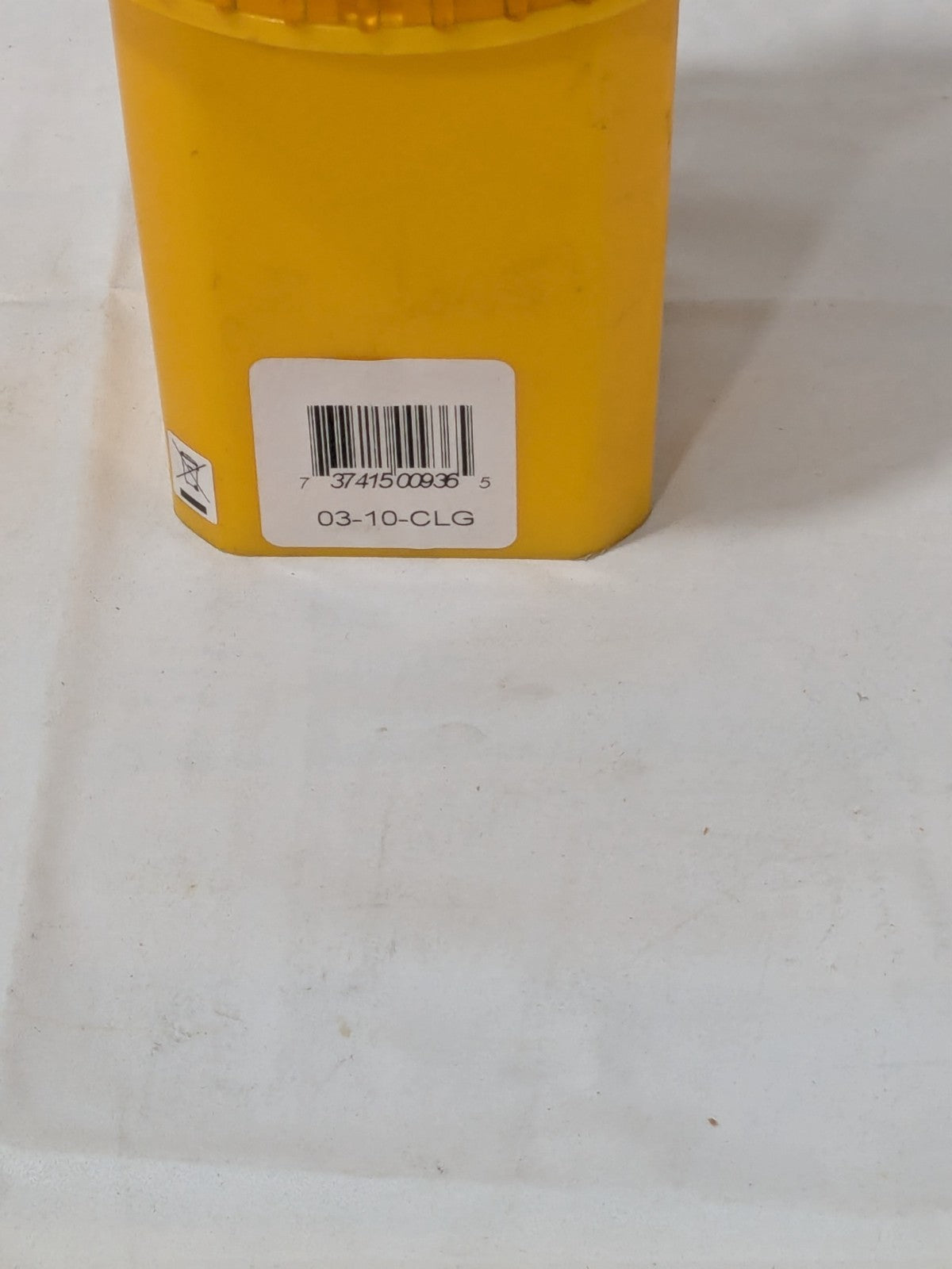 PRO-SAFE 3-1/4" W x 8" H Traffic Cone Light with Mounting Bracket 03-10-CLG