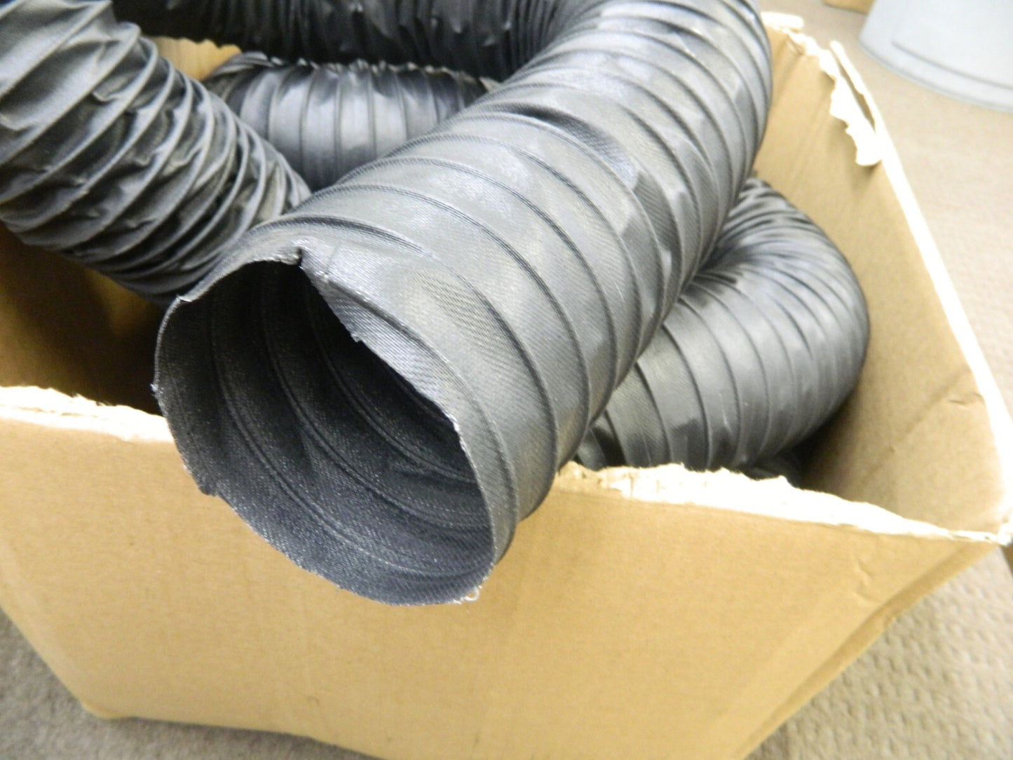 FLEXAUST Duct Hose: Neoprene, 3-1/2 ID, 30 psi 25' Long, -40 to 250 ° F, Black