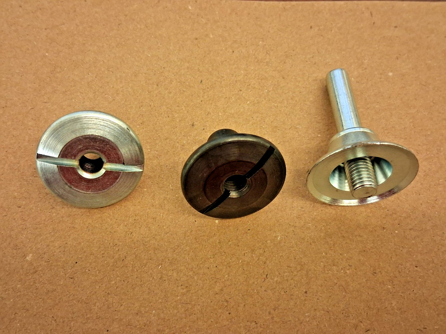 3M Deburring Wheel Mandrels 1/4 Shank Dia 3/8 Wheel Hole 7000028456