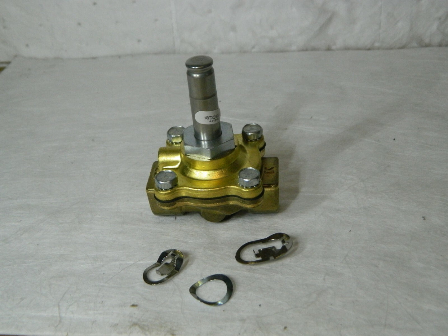 Parker 1/2" Port Brass Two-Way Piloted Diaphragm Solenoid Valve 08F22C2140A