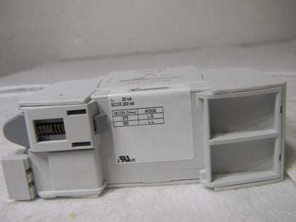 Cooper Bussmann SurgeProtection 1Phase 120/240V 3Wire 2 Pole 3.93L BSPM2240S3GR