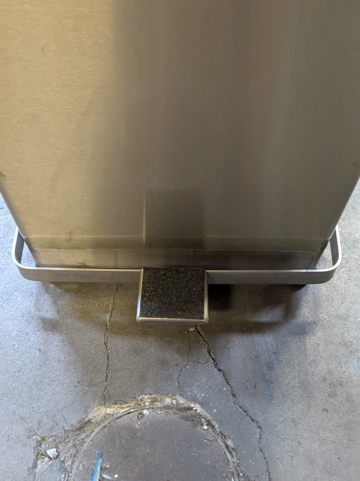 Rubbermaid Defenders Biohazard Step Can, Square, Steel, 12 Gal FGST12SS