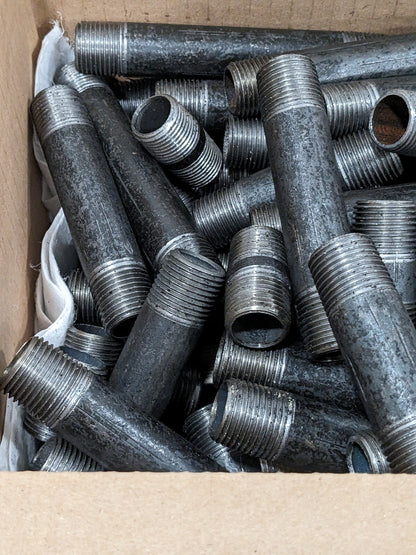 ANVIL 100 Piece, 1/2" Pipe, Black Finished Steel Pipe Nipple Set 0334040805
