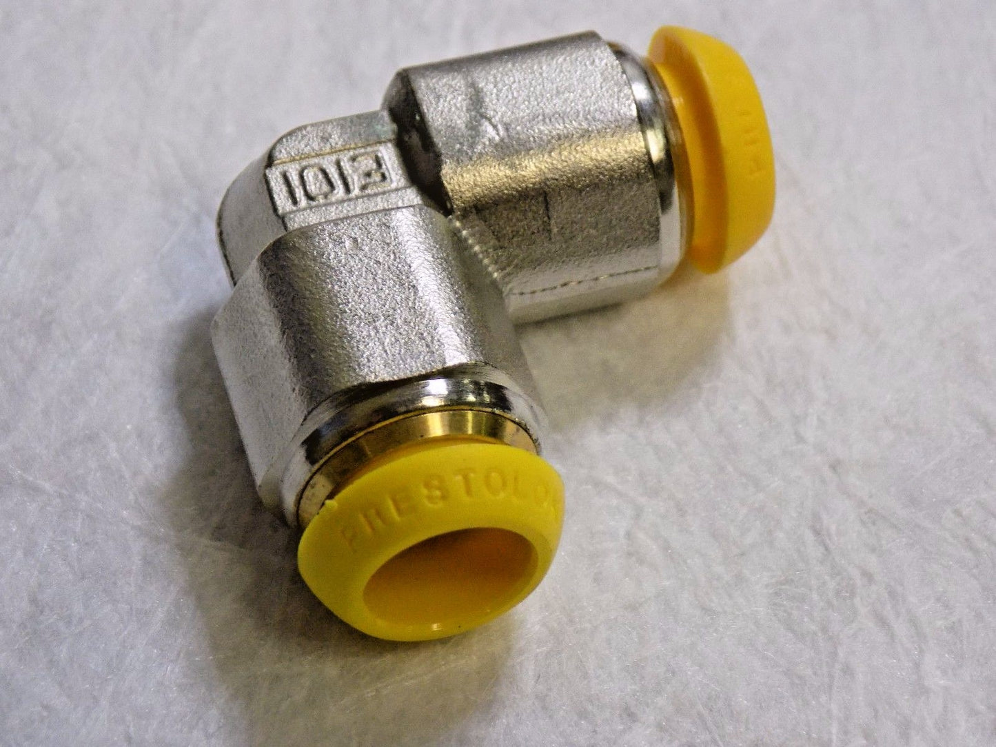 Barnes Distribution Union Elbow Prestolok Q.C. Brass 10mm OD  11472-3 Qty 4/Sale
