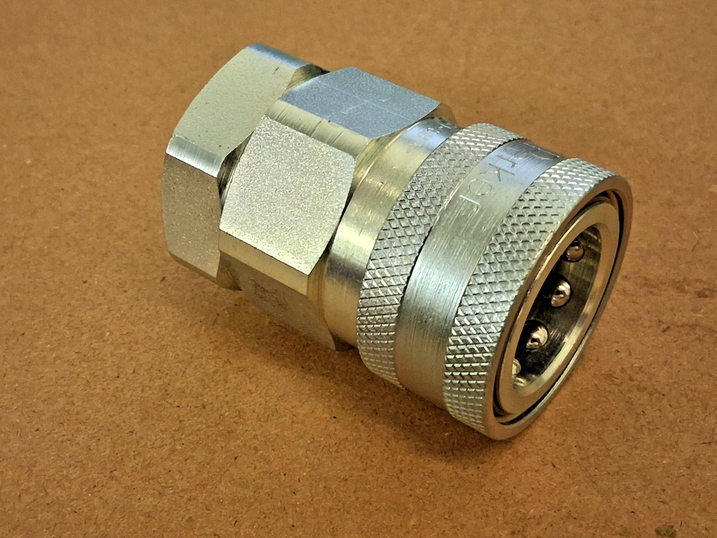 Parker Hydraulic Hose Valve Fitting Hose Size 3/4" Thread 3,500 PSI VHC12-12F