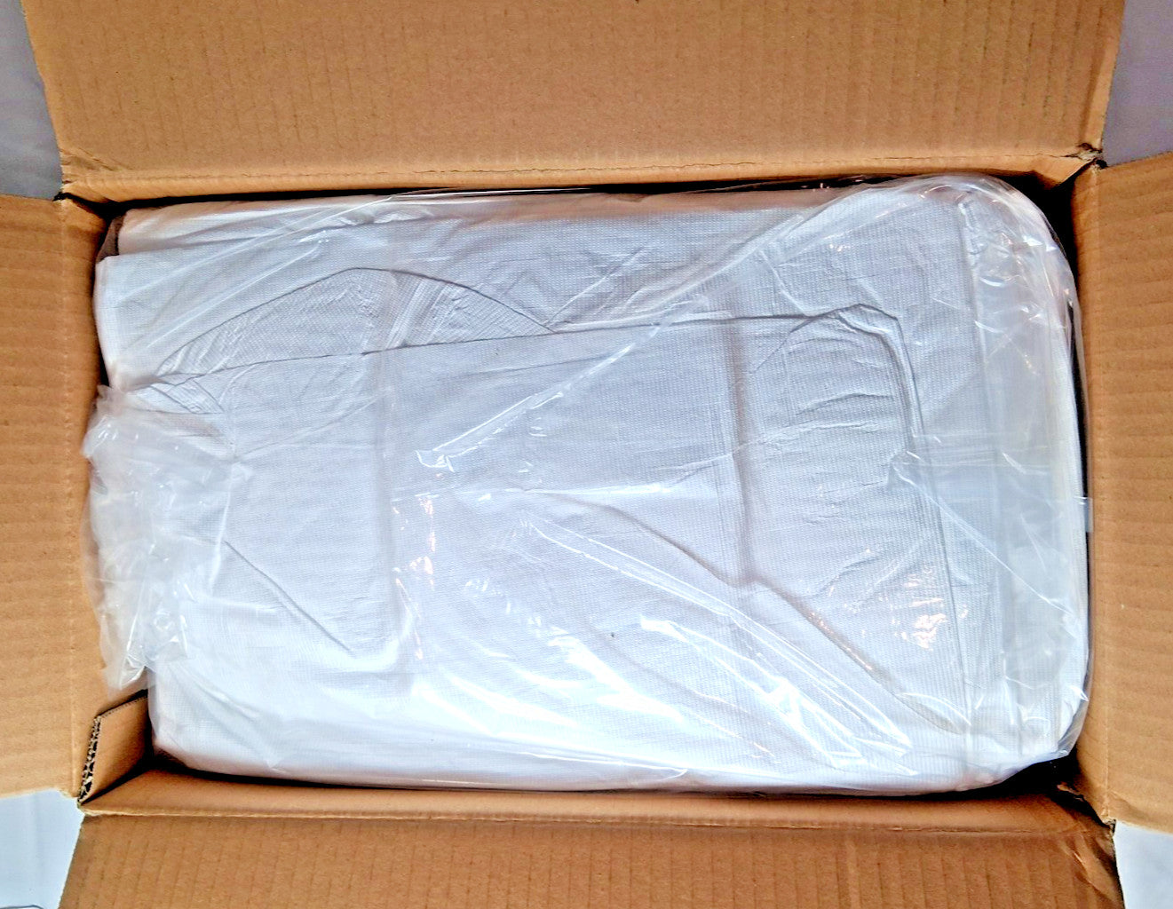 Dupont Tyvek Lab Coats Size Large White QTY30 TY210SWHLG003000