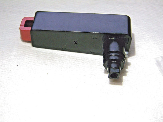Cooper B-Line 4-12 Nema Rated Wall-Mount Handle Padlock Model WMHPTO