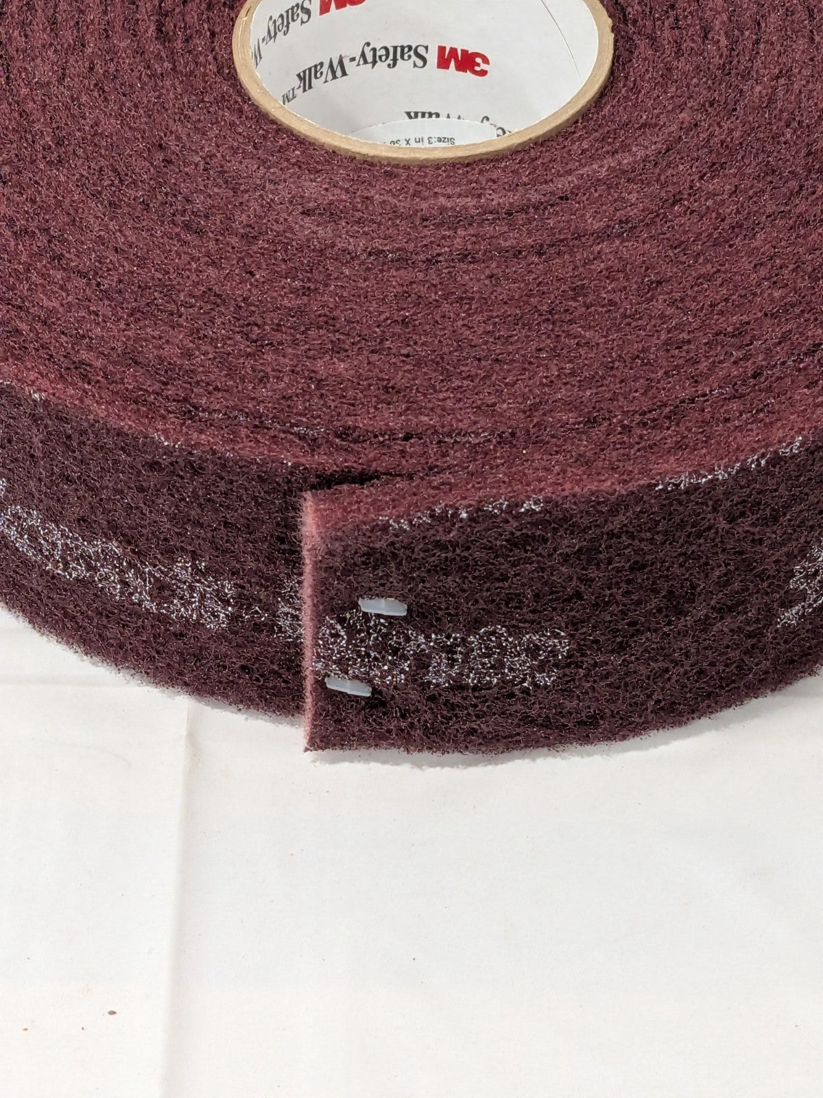3M Non-Woven Roll: Aluminum Oxide, 3" Wide, 30' Long 7010309558
