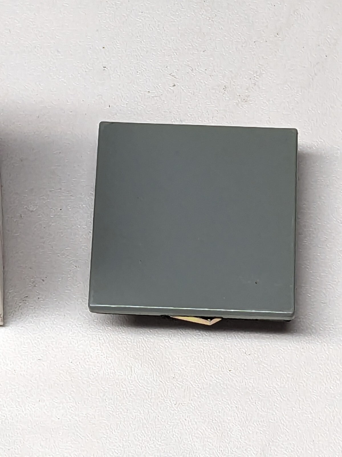Cutler-Hammer Gray Square Plug E30KT4