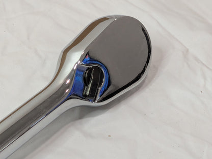 Tekton Non-Quick-Release Extra-Long Ratchet 1/2" Dr x 24" OAL SRH01224