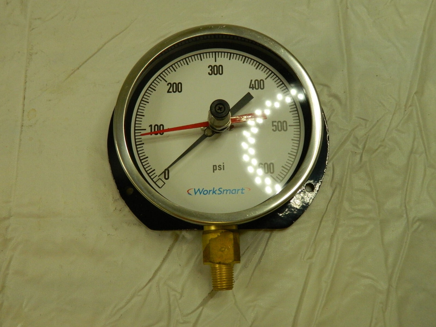 Pressure Gauge: 4 1/2 " Dial, 600 psi, 1/4 " Thread, NPT, Lower Mount