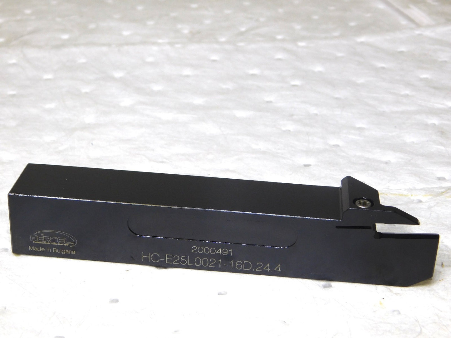 Hertel Indexible Cutoff Toolholder 21mm Max DOC 25mm Shank Dia 5” OAL  2000491