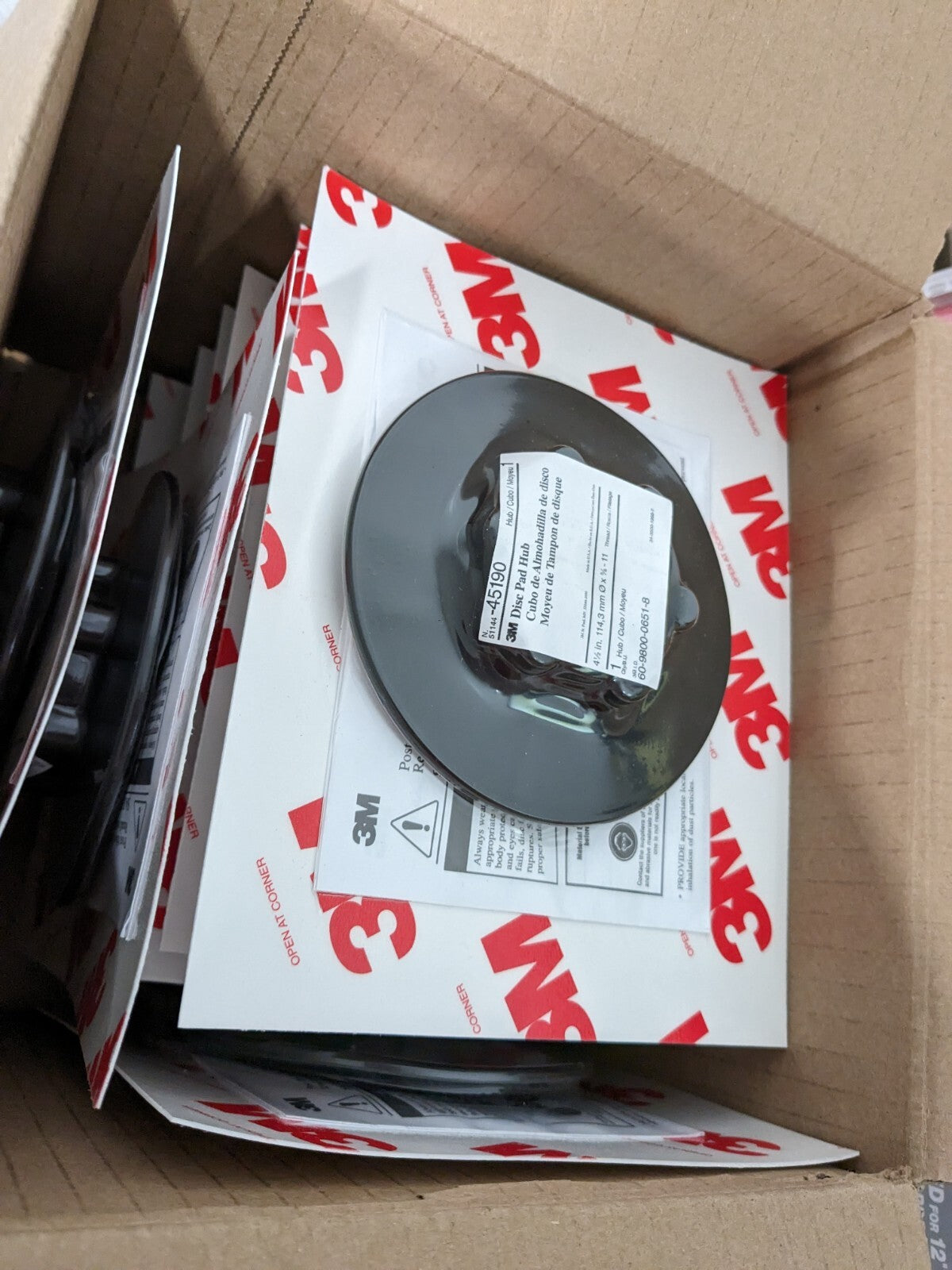 3M Power Sander Disc Pad Hub: Use with 3M Right Angle Grinders Qty 10 7000144106