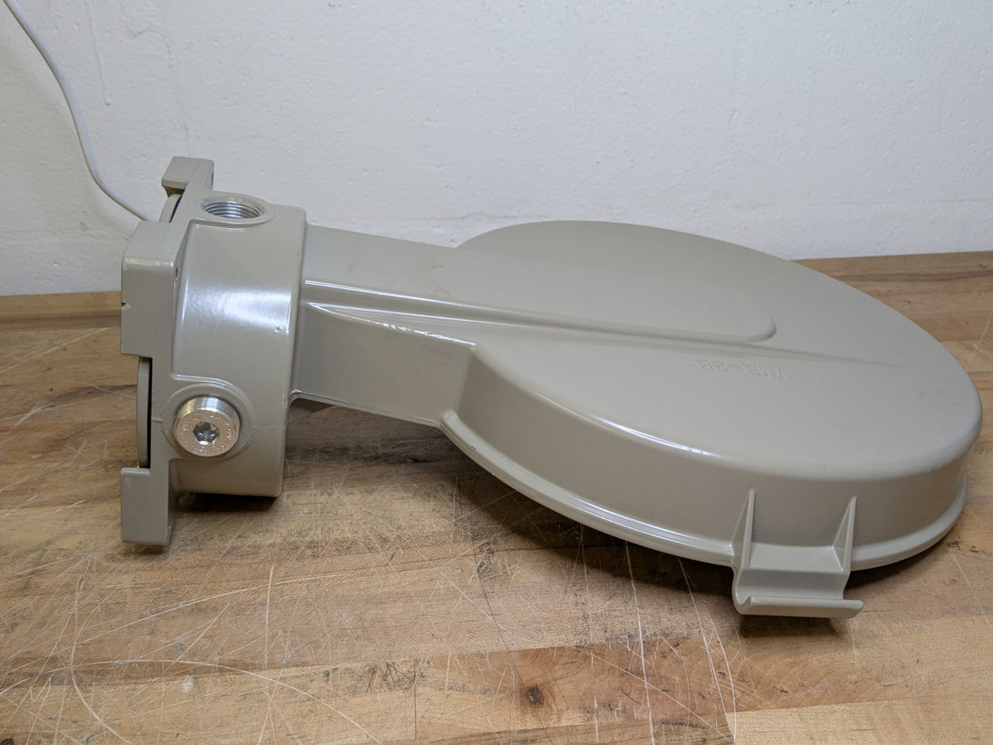 Hubbell Killark Gray Light Fixture 3/4" Wall Splice Box VMB2B