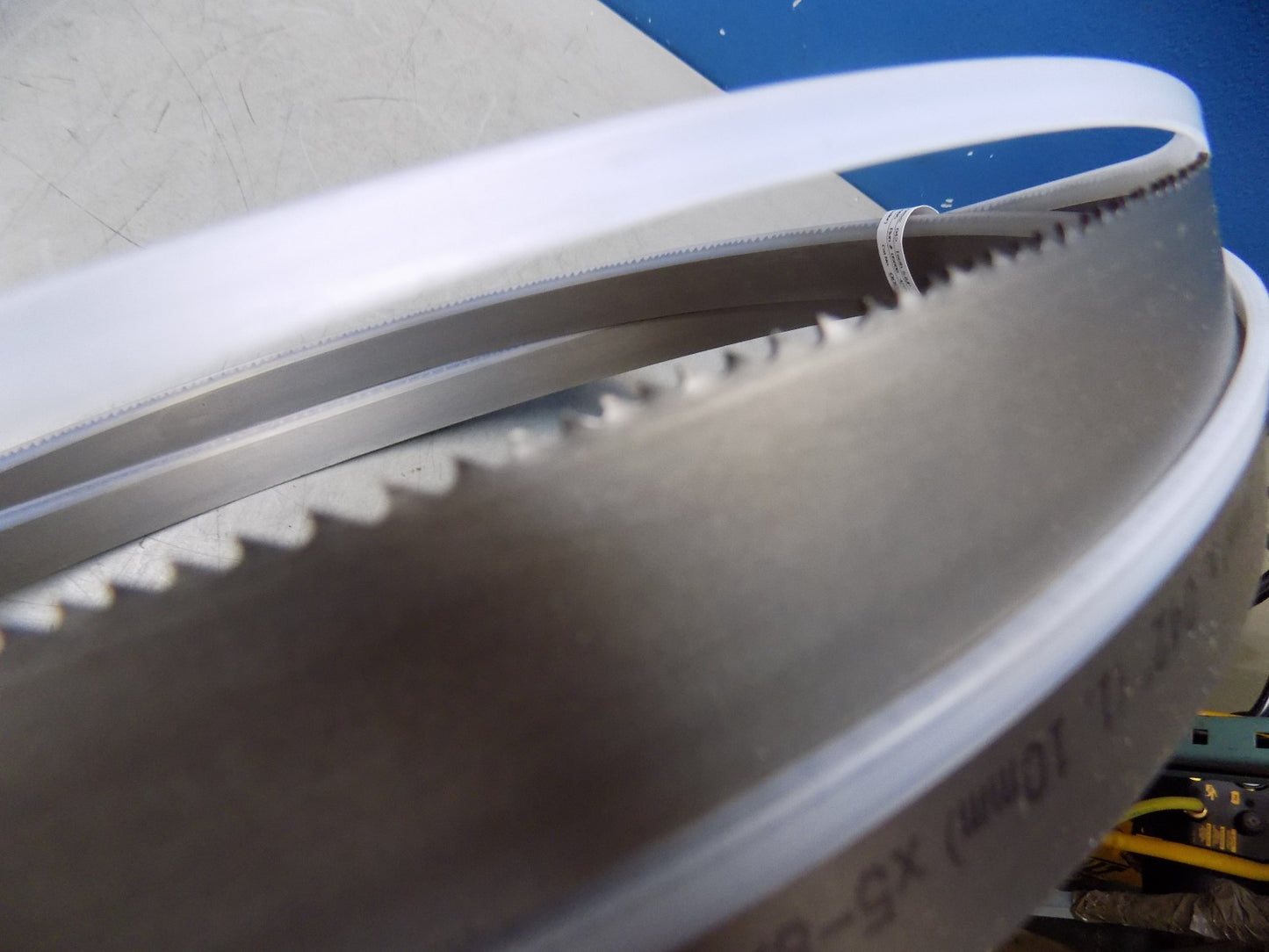 Starrett Welded Band Saw Blade 6" L x 1-1/4" W 14Ft . Cobalt  20739