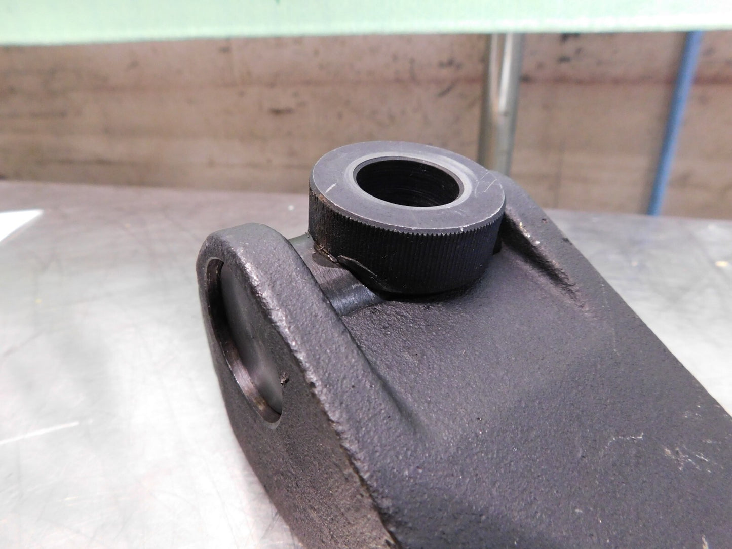 Pro Adjustable & Self-Positioning Strap Clamp 2-5/8" W x 2-1/4" H 400-8046