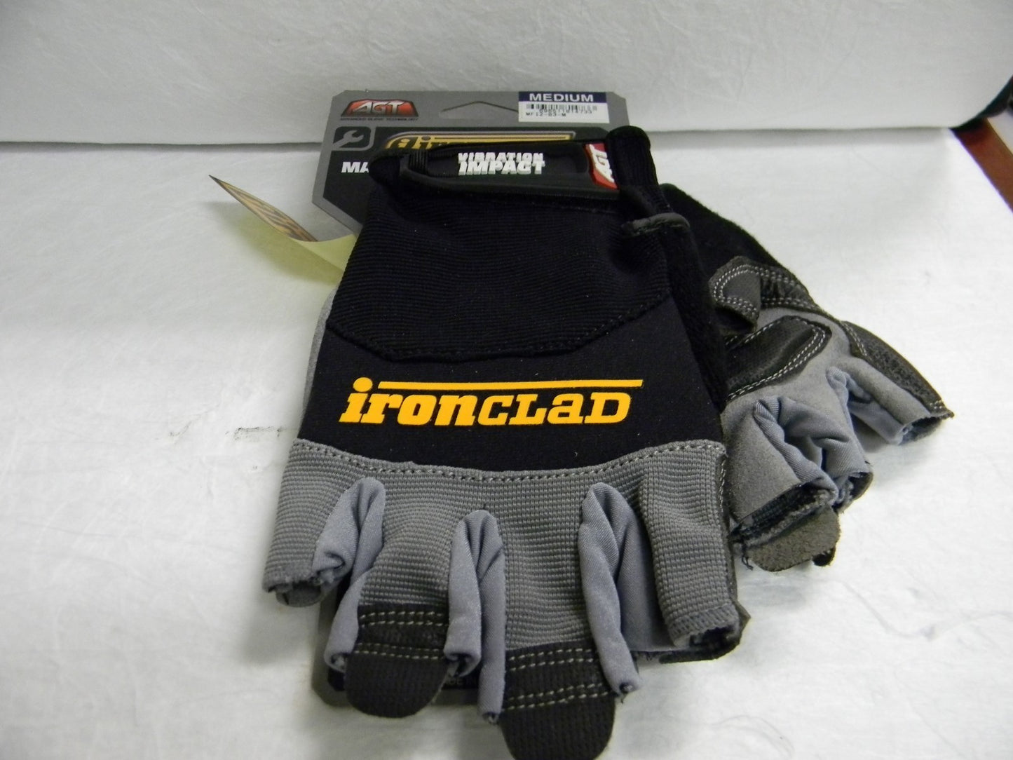 Ironclad HK&amp;LP BLK MED 1/PR MACH 5 FNGRLESS GLV QTY 2 MFG-03-M