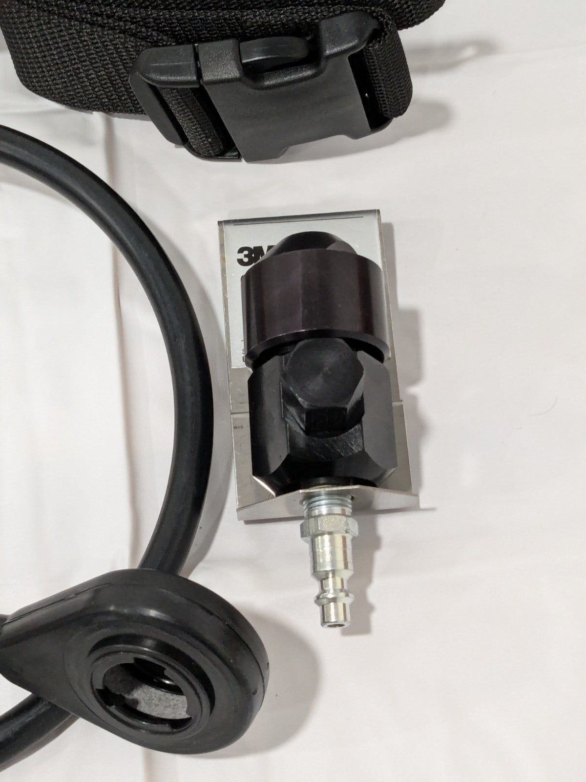 3M Dual Airline Front-Mounted Adapter Kit SA-1000 7000126158