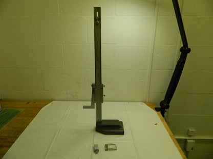 Vernier Height Gage 0-18" Measurement 0.001 In Graduation 622-8518 INCOMPLE
