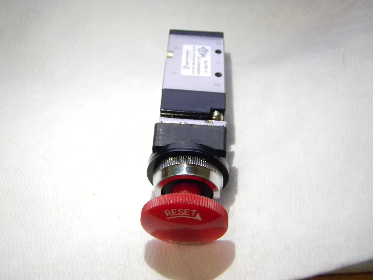 Jupiter Pneumatics 5-Way 1/4" NPT Mechanically Operated Air Valve 525022451