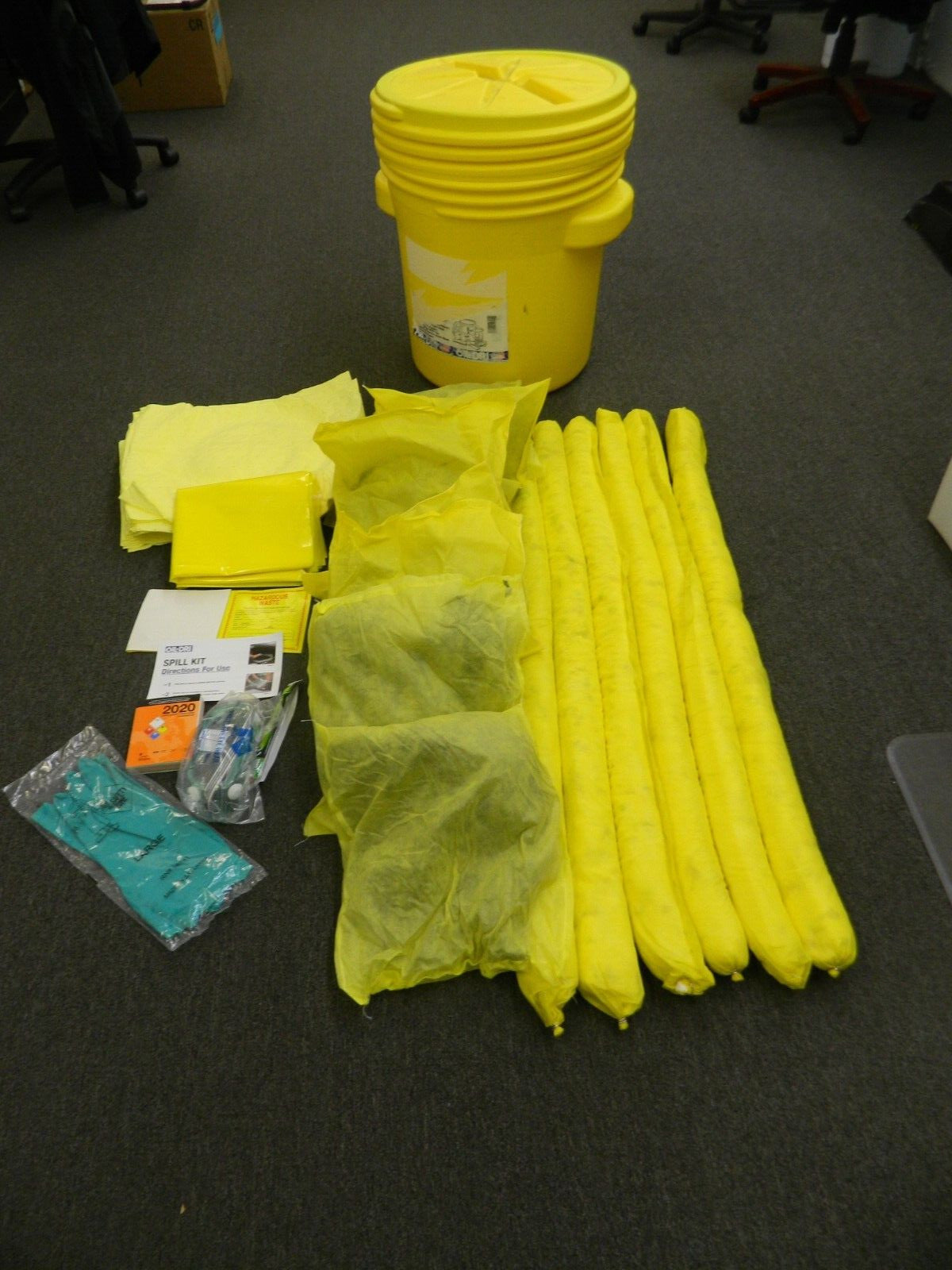 Oil-Dri Spill Kit, Chem/Hazmat, Yellow L90894