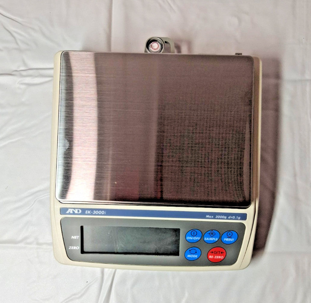 A&D Everest Compact Balance Scale 3000g x 0.1g EK-3000i
