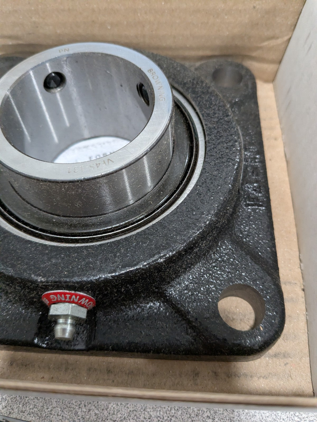 Browning VF4S-131 1-15/16" ID, 5-5/8" OAL x 5-5/8" OAH 4-Bolt Flange 767682