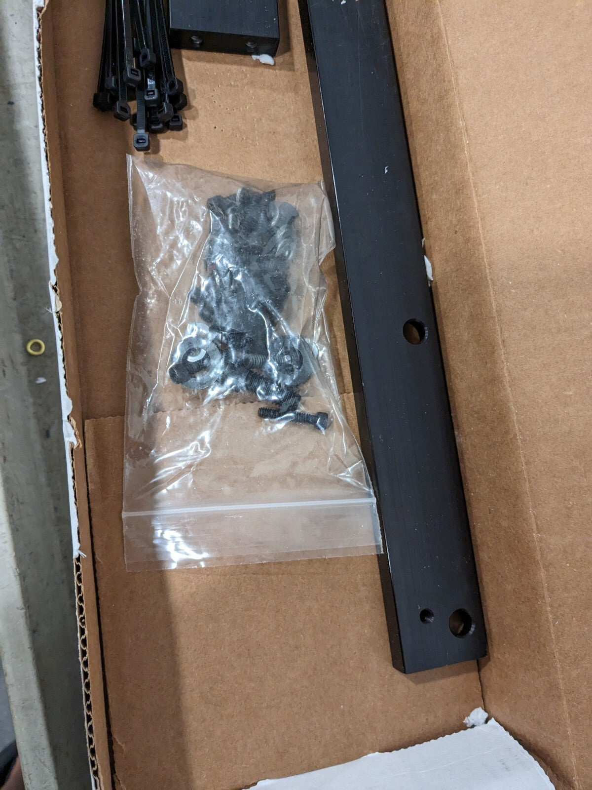 MITUTOYO Bracket Kit, Universal For Scale-Y, 14"-16" 64AAB197