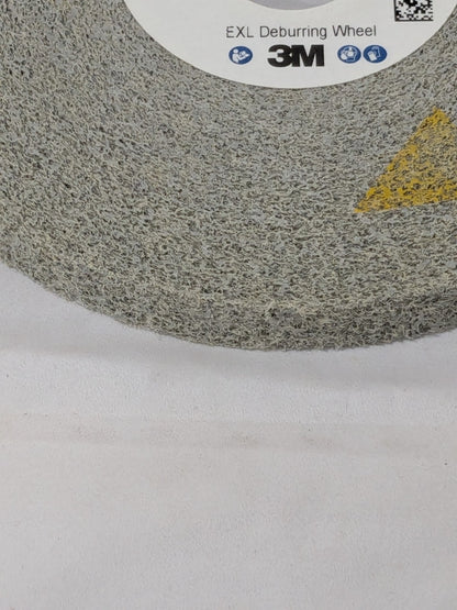 3M Deburring Wheel: 6" Dia, 1/2" Face Width, 1" Hole, Density 8