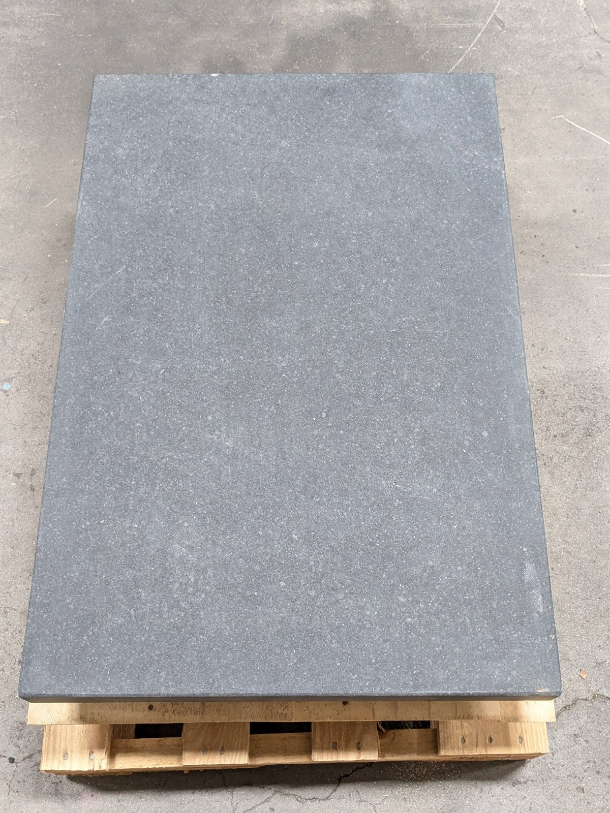 Granite Surface Inspection Plate w/ Ledges 36 x 24 x 4 Grade B Scratch N Scuff