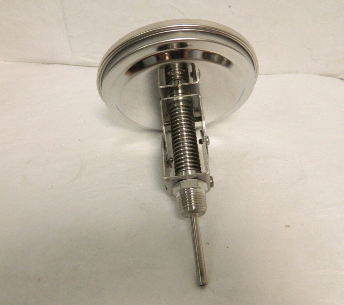 WIKA 2-1/2" Stem 0 to 140° F Bi-Metal Thermometer 52025A004G4