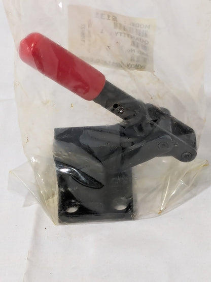 De-Sta-Co Standard Straight Line Action Clamp: 2499.88 lb Load Capacity 5131