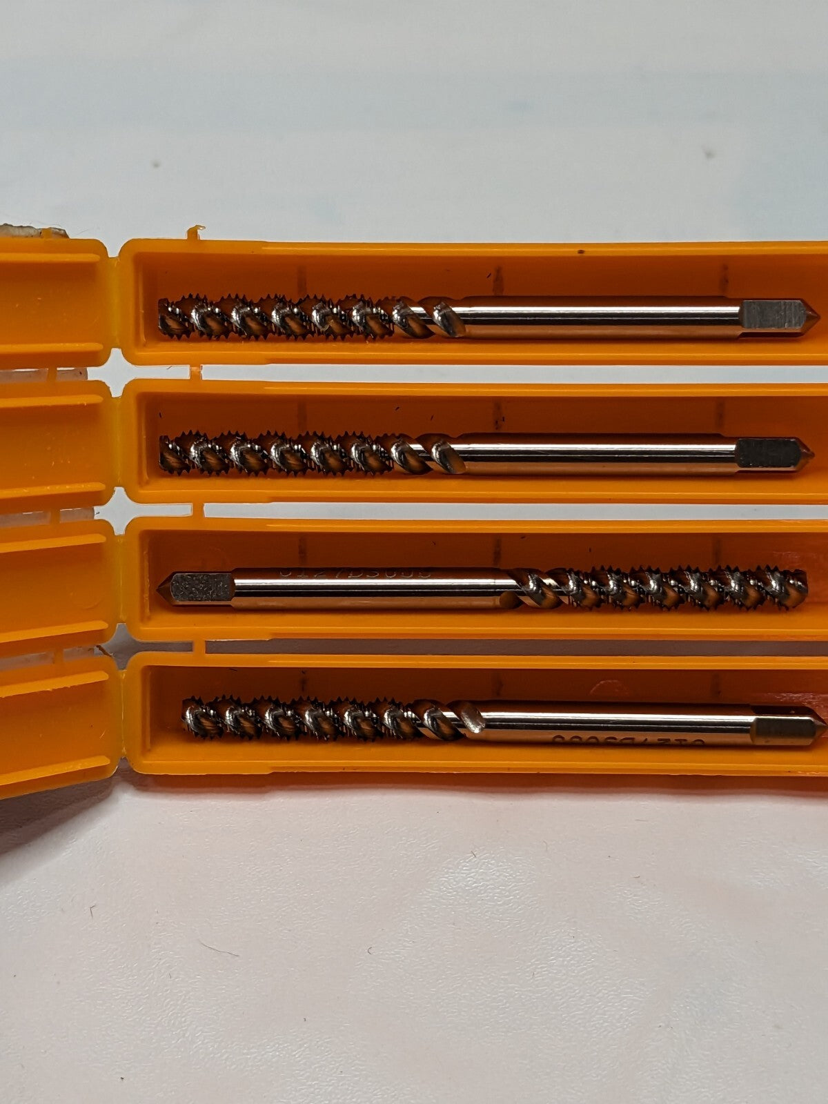 Hertel Hand STI Tap: #10-24 UNC, H3, 3 Flutes, Bottoming Chamfer Qty 4 87145256