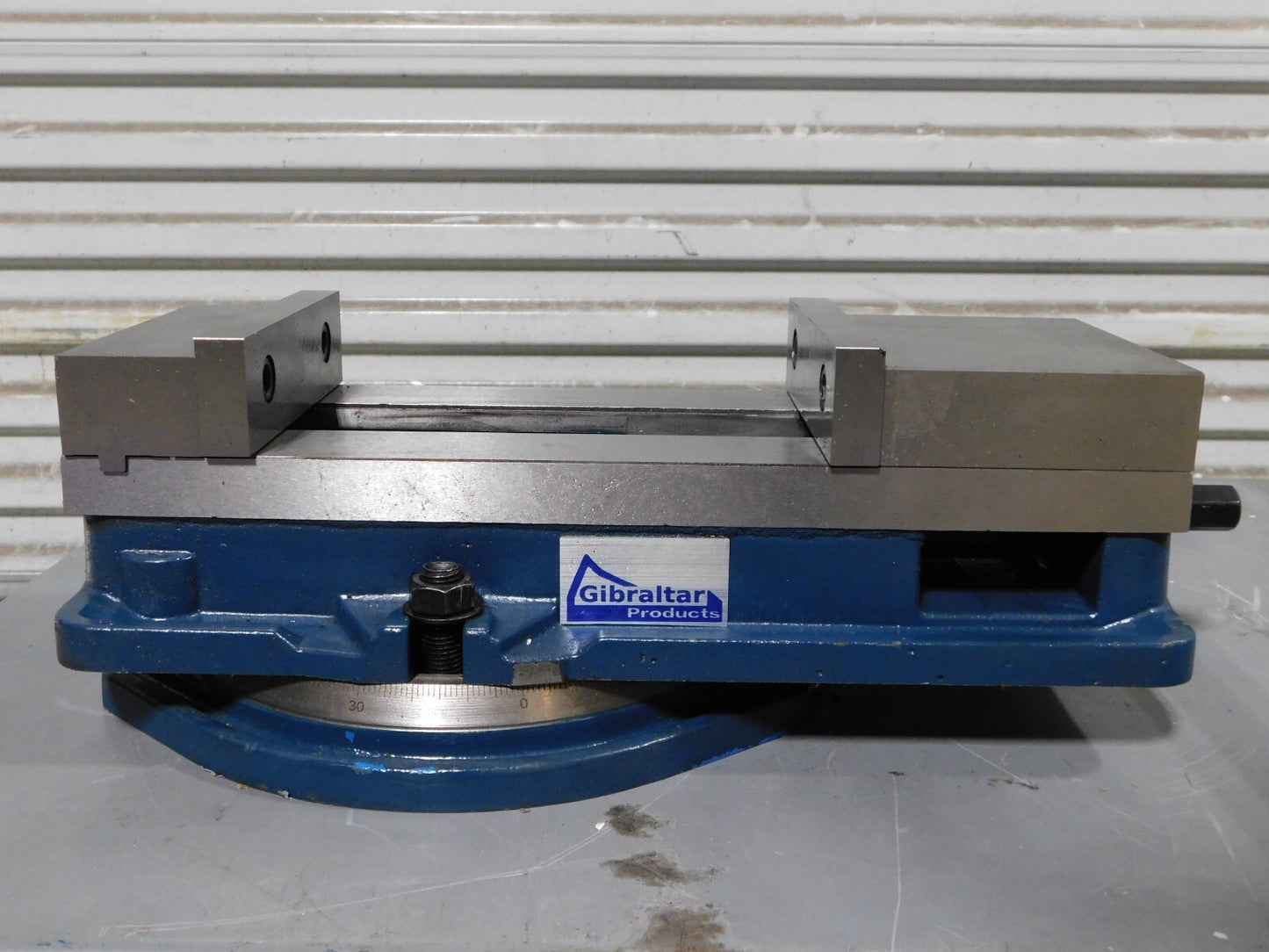 Gibraltar 6 Manual Swivel Machine Vise 8-3/4Cap 428-72692 INCOMPLETE