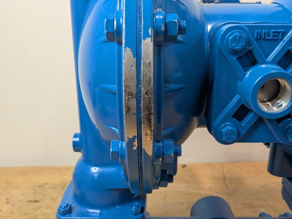 Sandpiper Air Powered Double Diaphragm Pump 1-1/2" NPT S15B1ABWANS000