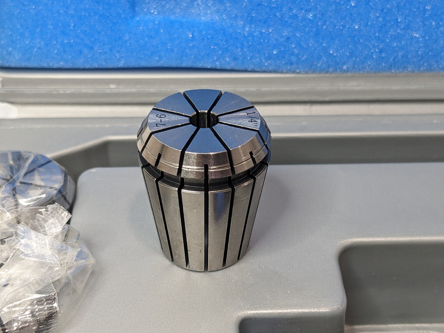 Accupro 18 Piece Collet Set ER32 W/Collet Chuck 587384