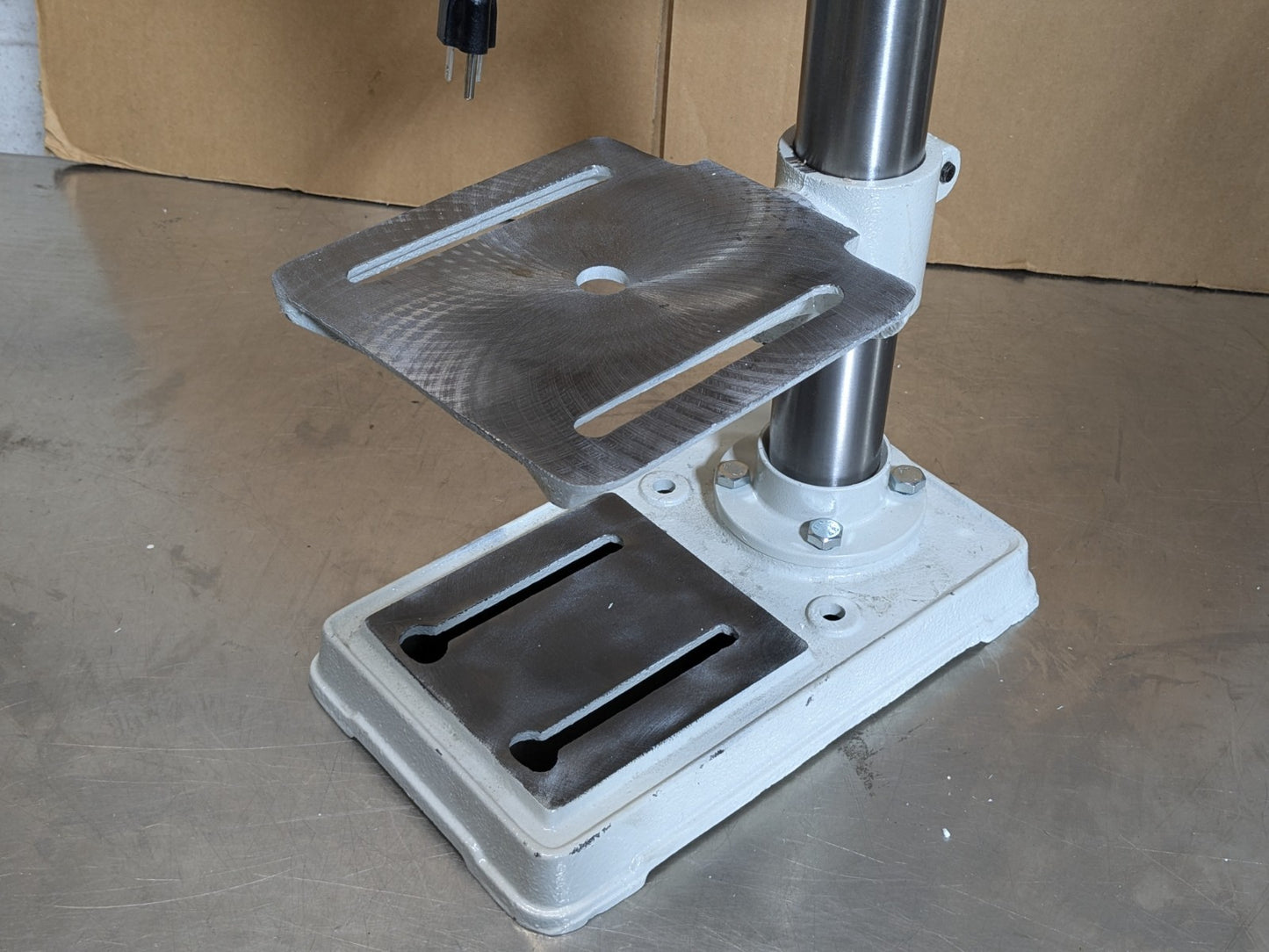 Enco Bench Drill Press 5-Speed 10" Swing 740 - 3140 RPM 1/2 HP 115v