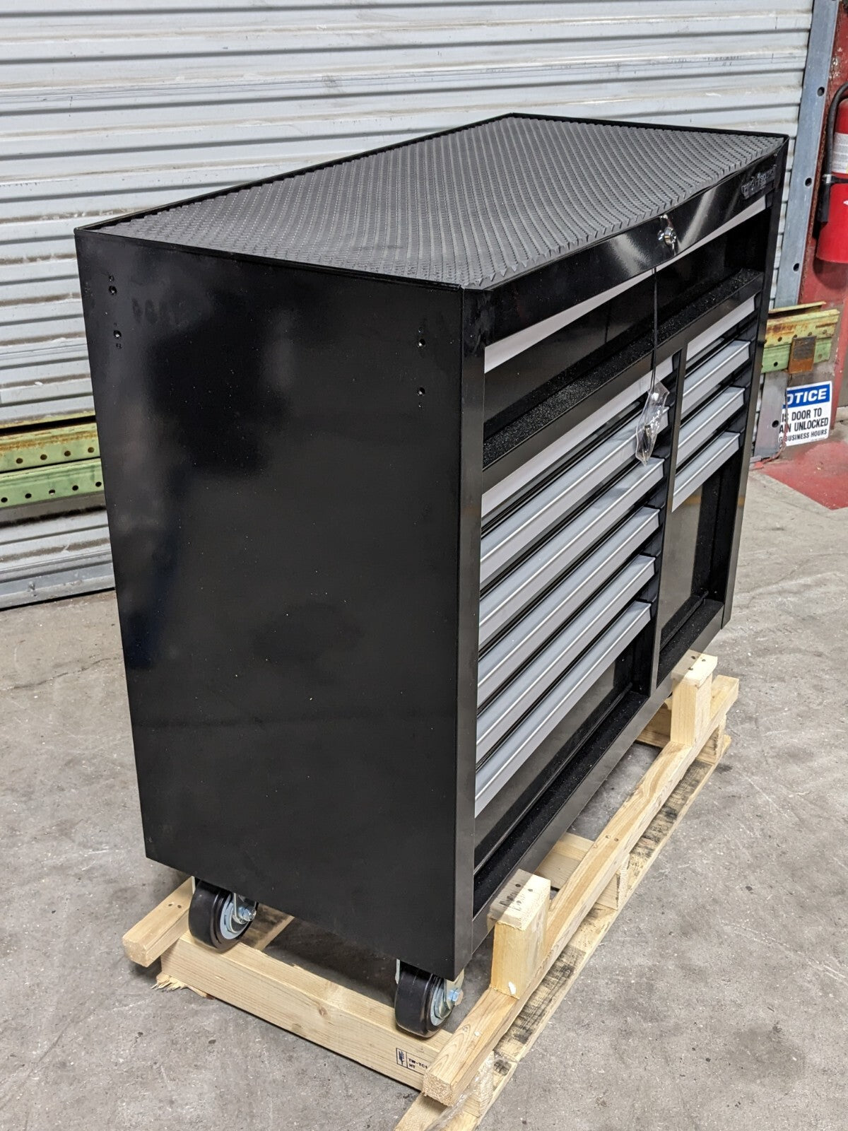 Pro Source 11 Drawer Tool Box Roller Cabinet 42" x 18" x 39" Parts / Repair